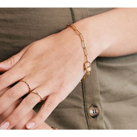 RETAIL $60 Mint & Lilly Paperclip Bracelet with Pearl Accent*18K Gold Plated - Picture 2 of 2